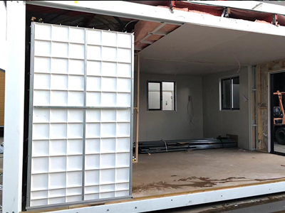 The application of integrated bathrooms on containers