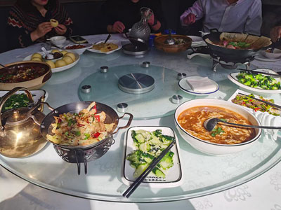 Mr. Zhou's daughter's junior high school entrance examination banquet